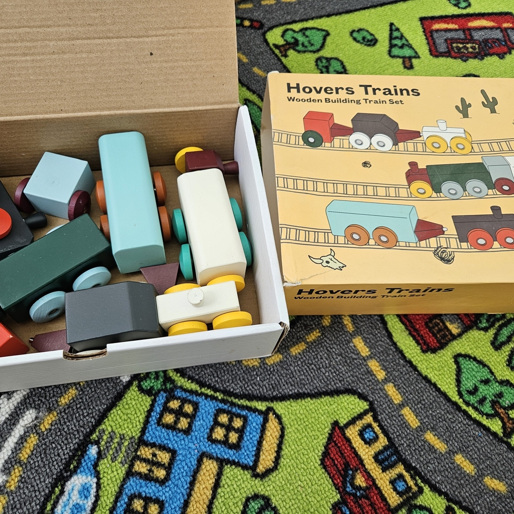 Wooden Building Train Set - Multicolor